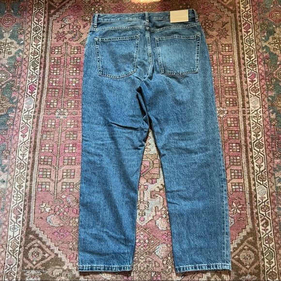 Everlane 90’s cheeky jean - Picture 11 of 16